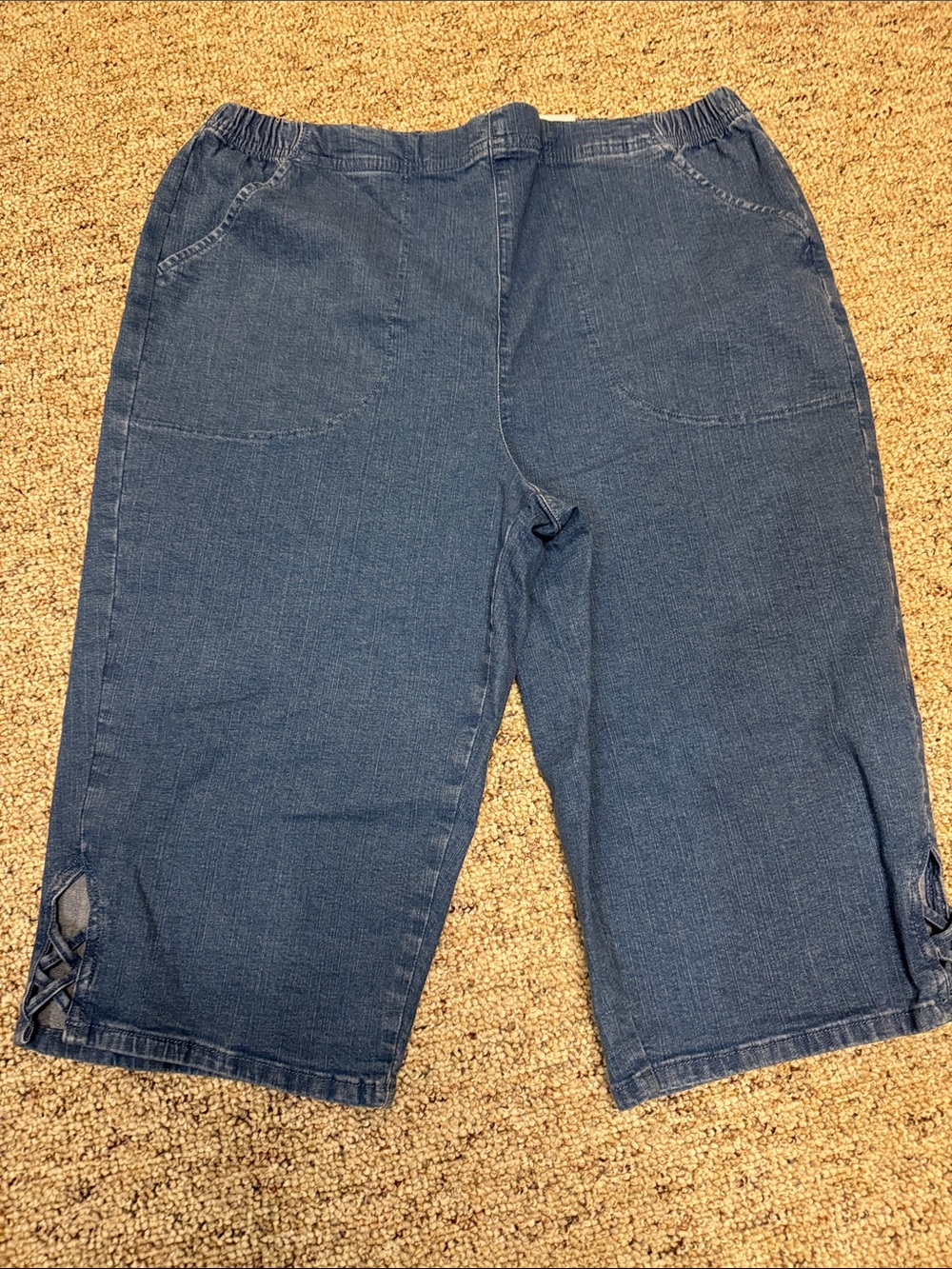 croft & barrow Dark Blue Cropped Denim Capris with Side Lace Detail